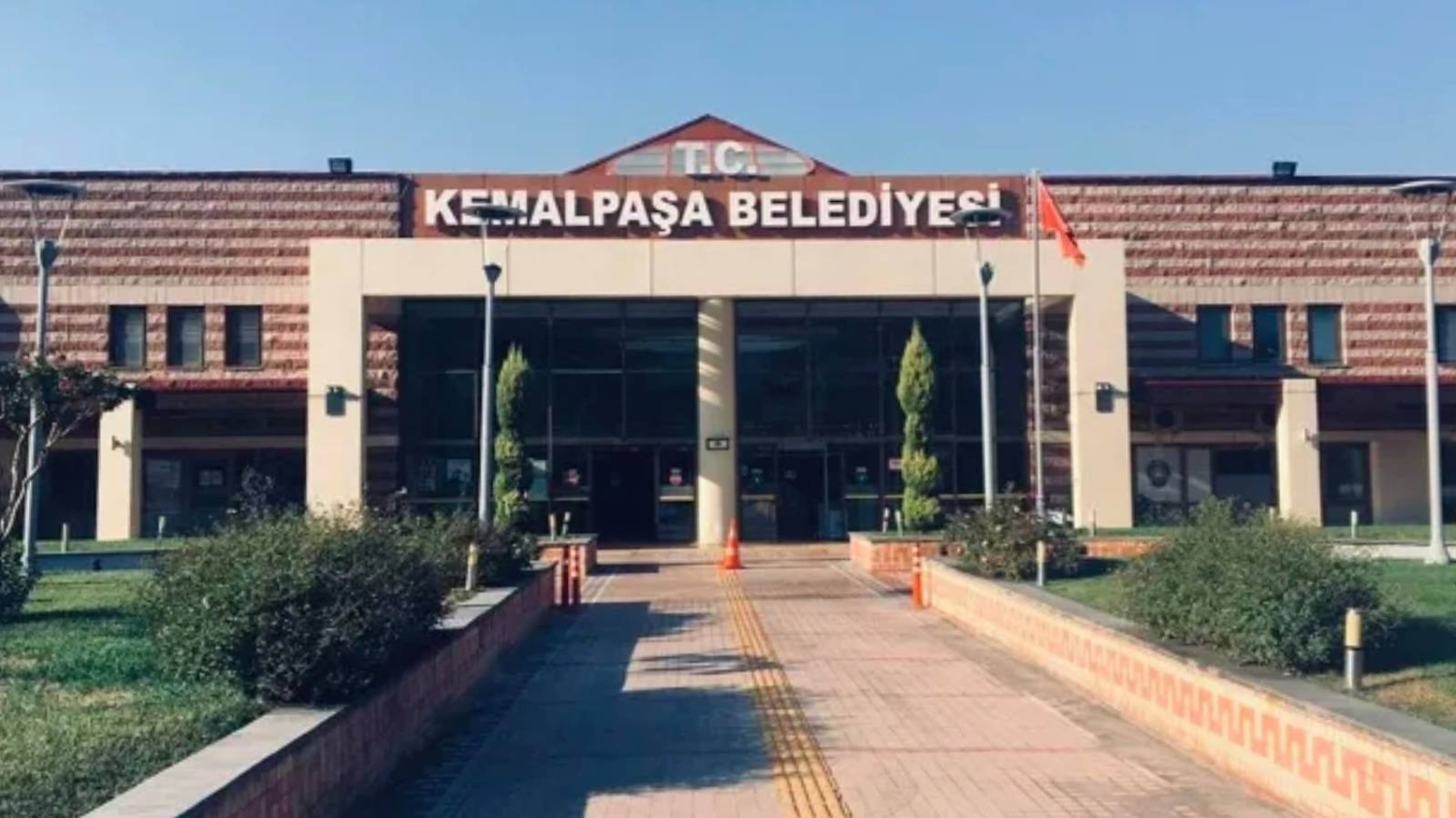CHP'li bir belediyeye daha operasyon